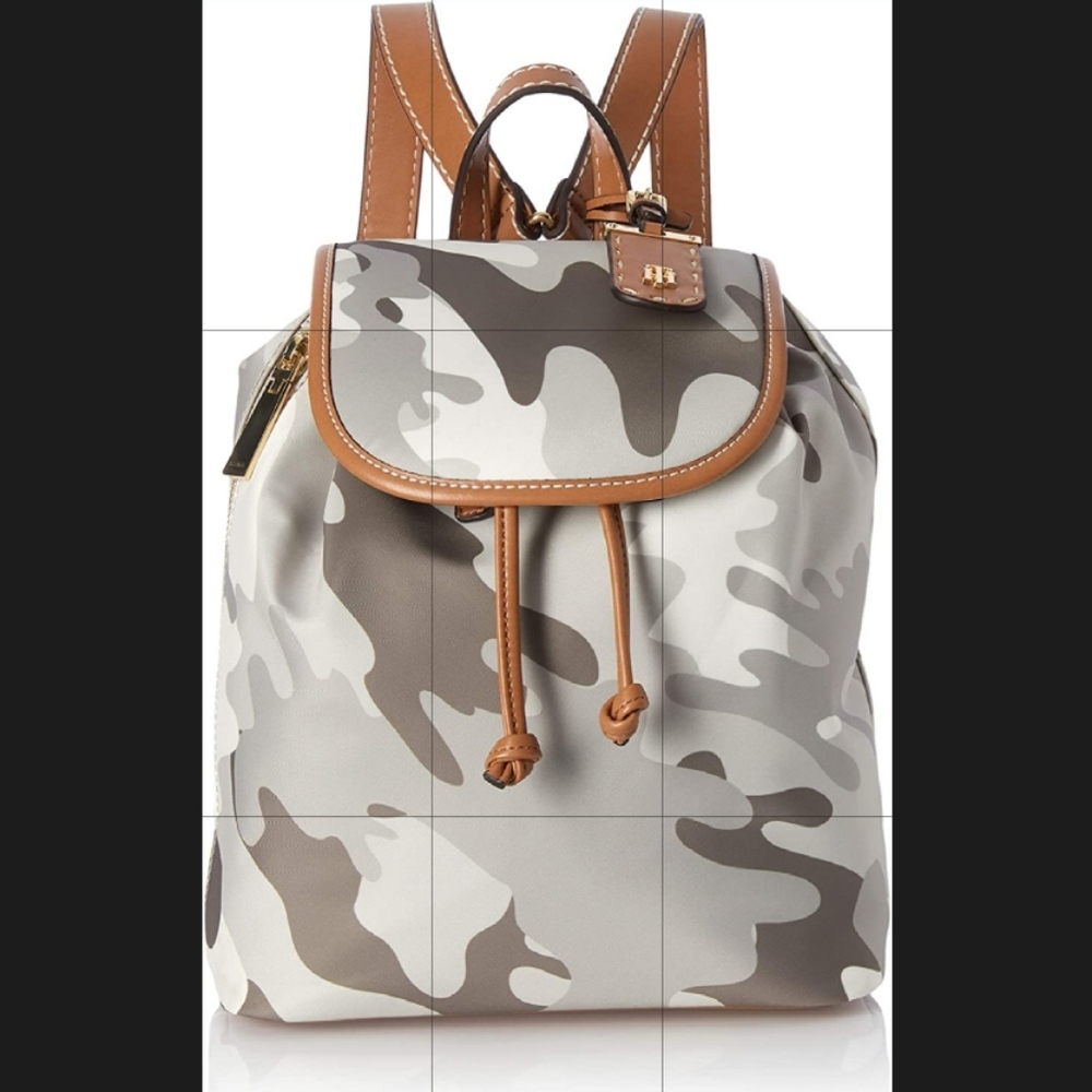 Tommy Hilfiger Flap Backpack